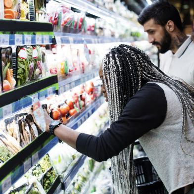 Couple shopping in grocery store